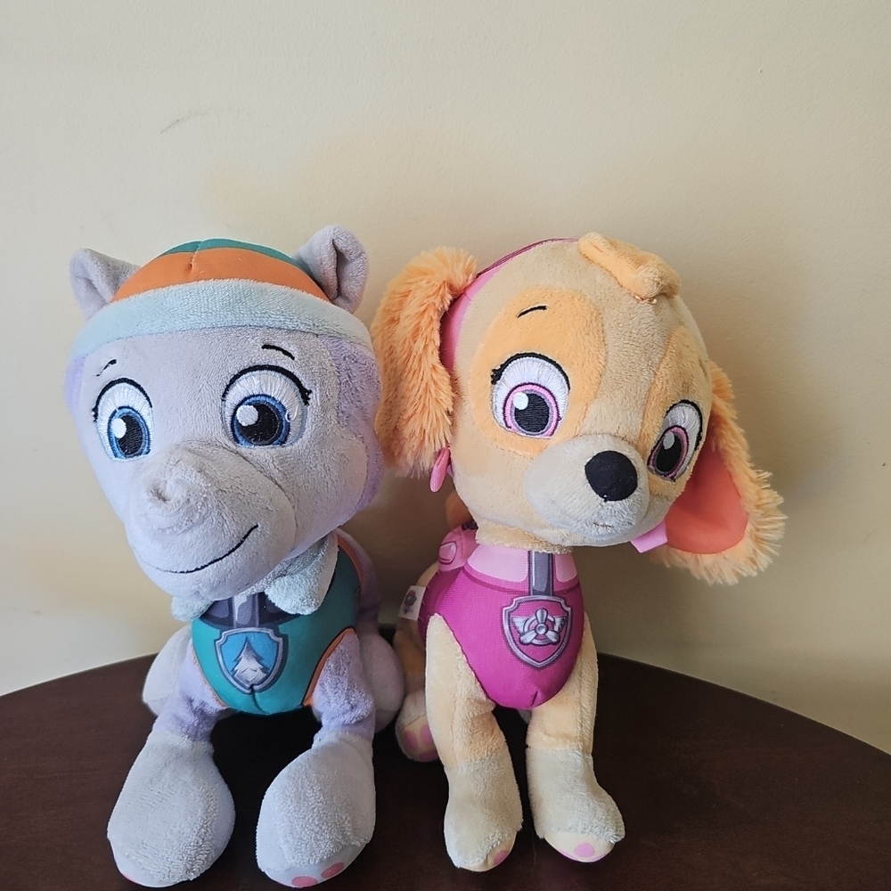 Paw Patrol Everest And SKYE Plush 8" Nickelodeon Spin Master 2016.